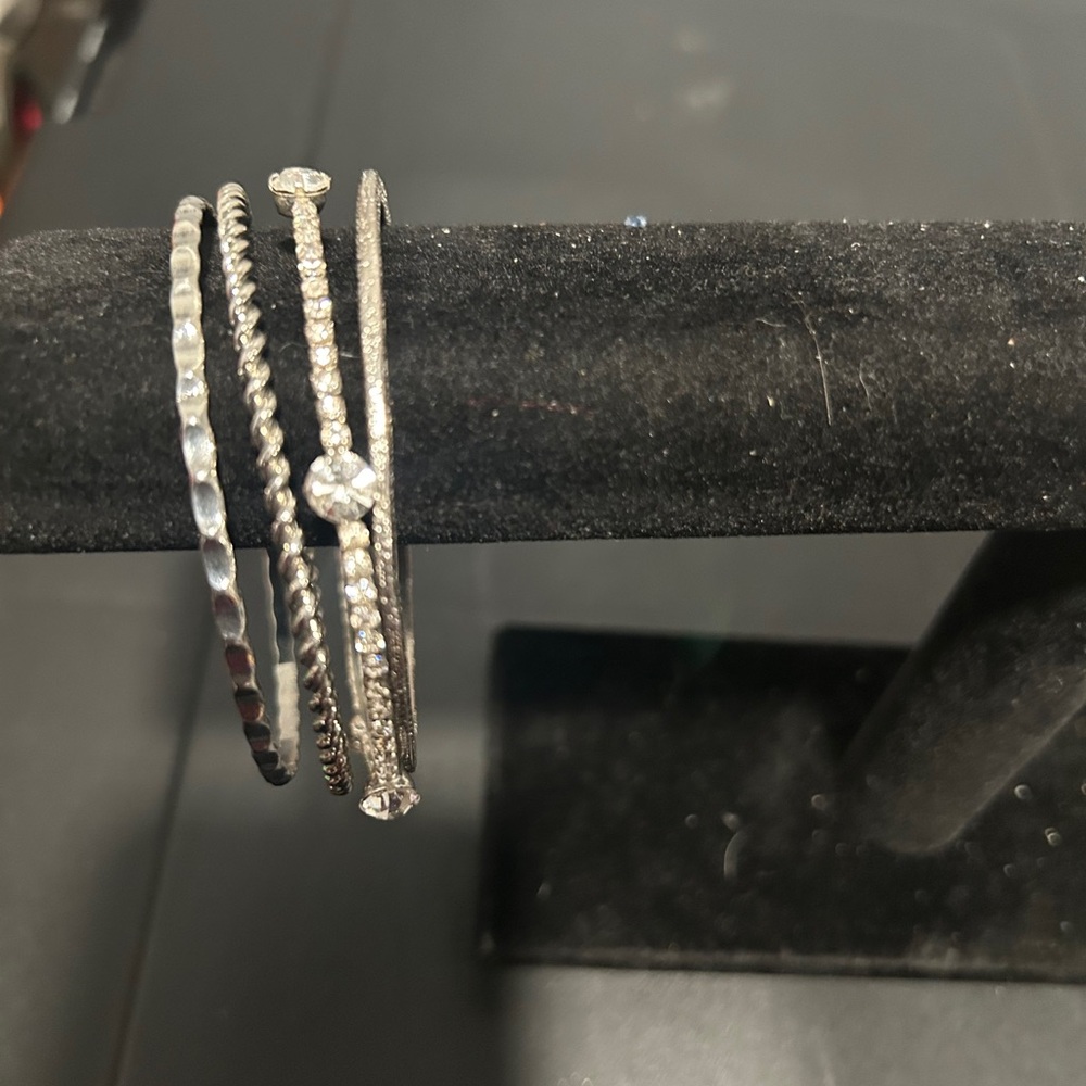 Elegant Silver Bangle Set - Picture 2 of 6